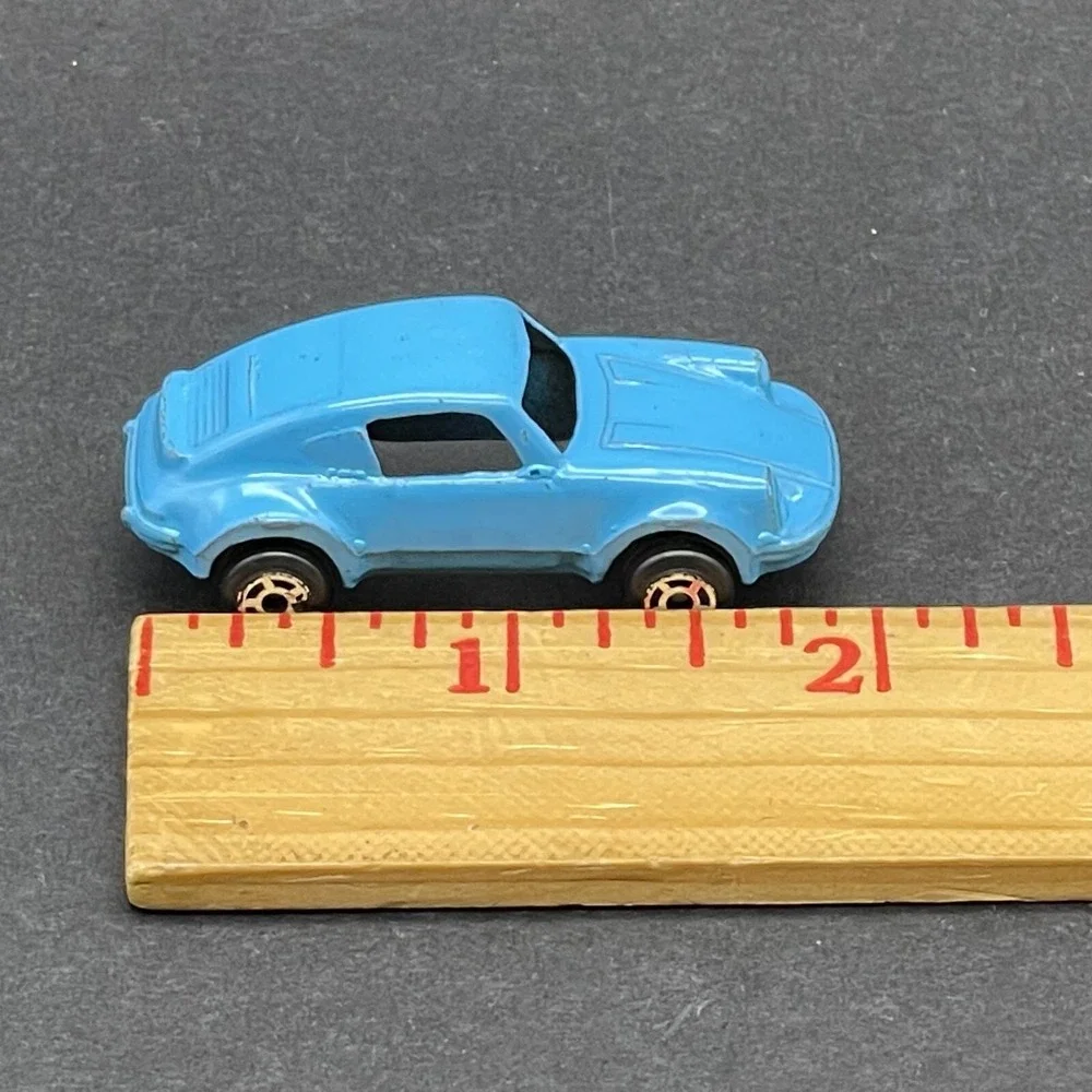 Tootsie Toy 2 Chicago USA‎ Porsche Car Vehicle Blue Diecast 1/87 Scale Loose